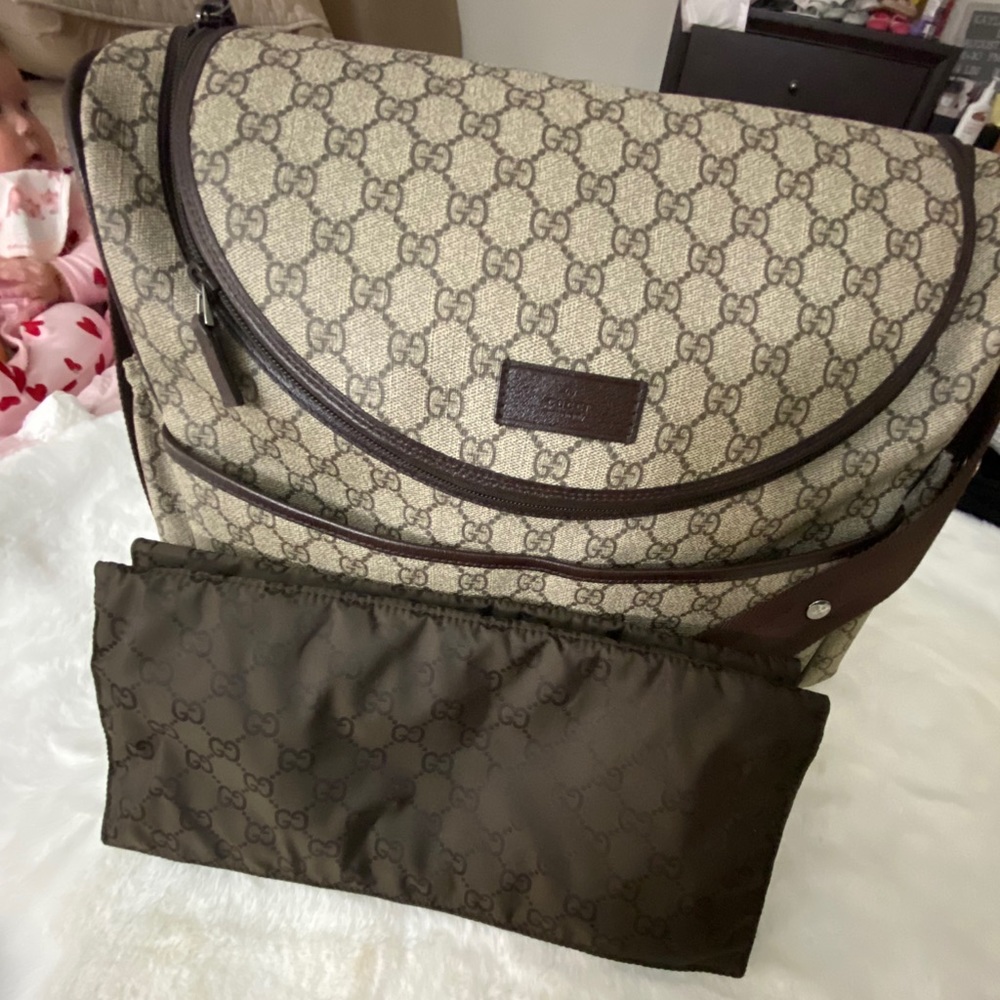 Gucci  GG Canvas daiper bag